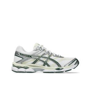 GEL-CUMULUS 16 Unisex Lifestyle Shoes - White