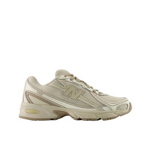 740 Unisex Sneakers - Brown